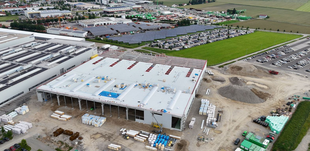 GROB-WERKE in Mindelheim, Bau neuer Halle