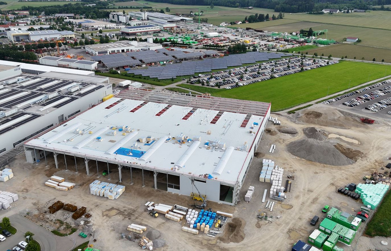 GROB-WERKE in Mindelheim, Bau neuer Halle